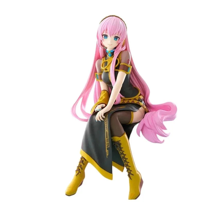Luka, Kaito, Meiko FIgures