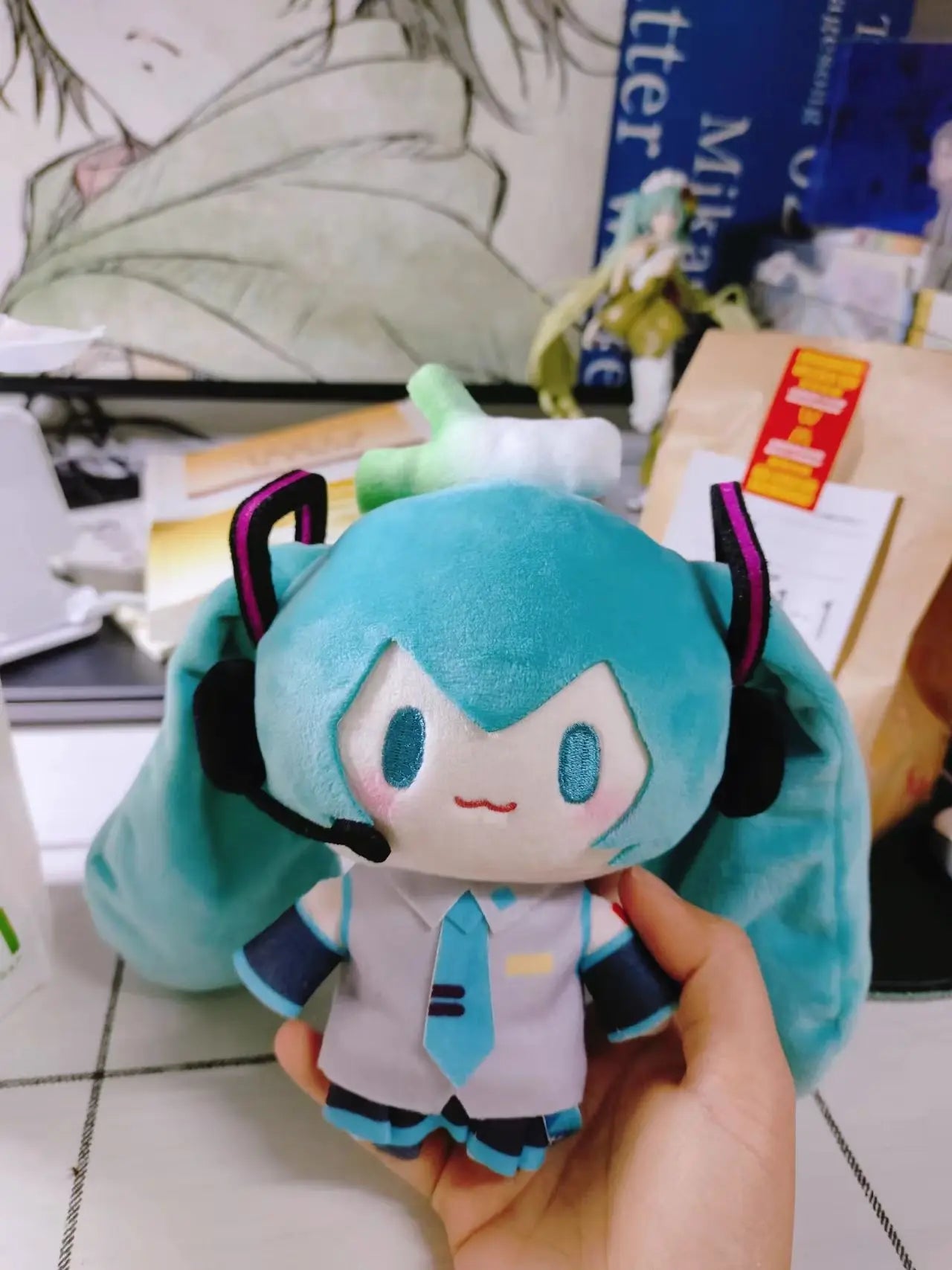 Hatsune Miku Fufu Plush